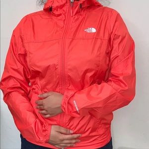 North face Windbreaker/ windball womens